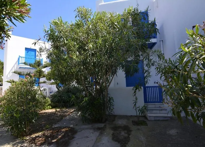 Mykonos Chora Near The Iconic Windmills Megali Ammos